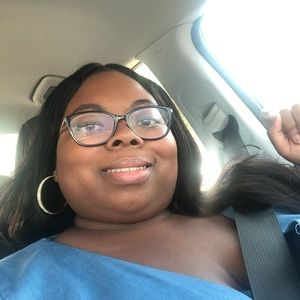 Meet your Posher, Jamila